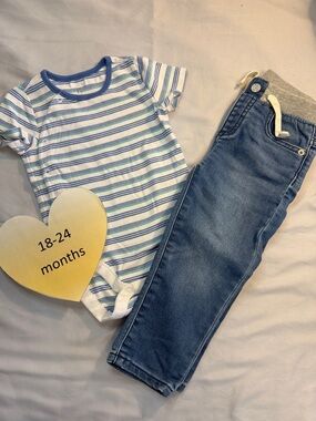 GAP - Blue and Green Striped Baby Onesie and jeans - 2 piece set
